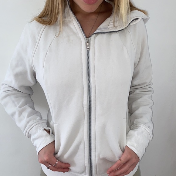 selling a white lulu lemon sweater - Picture 2 of 2